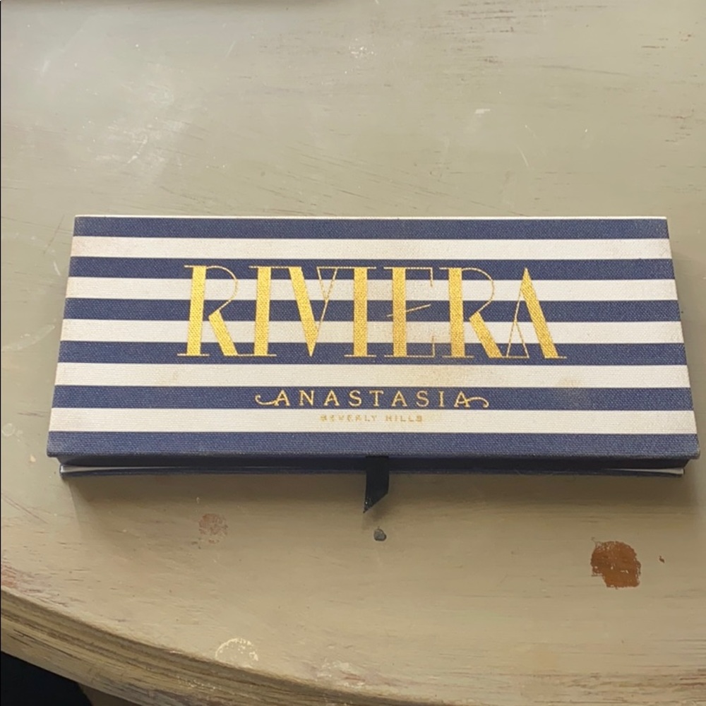 Anastasia Riviera Palette